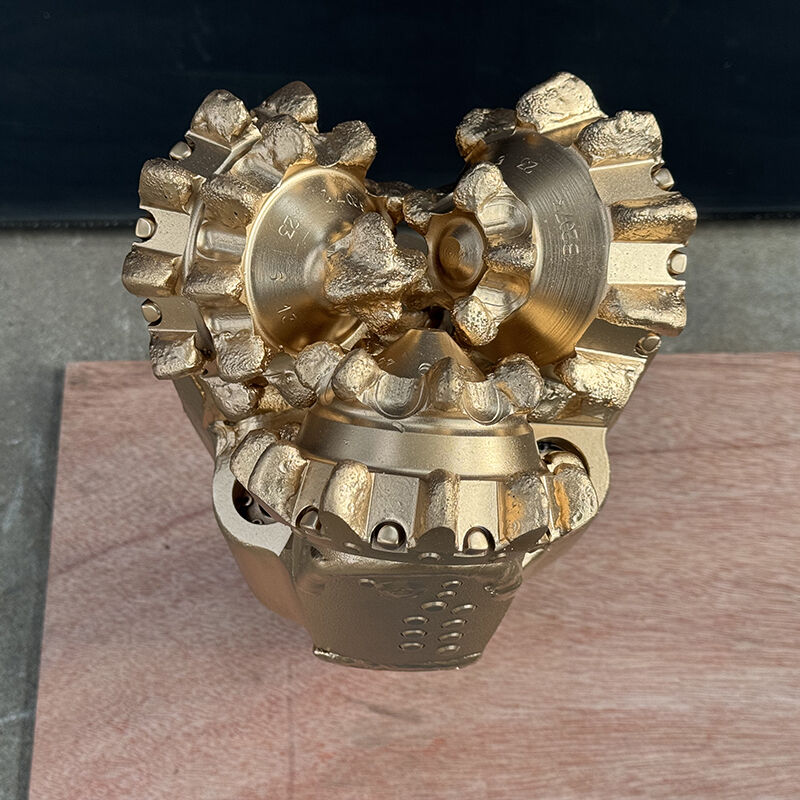 6 3/4 ίντσες χάλυβα δόντι Tricone τρυπάνι με Journal Bearings για ταχεία τρυπήματα